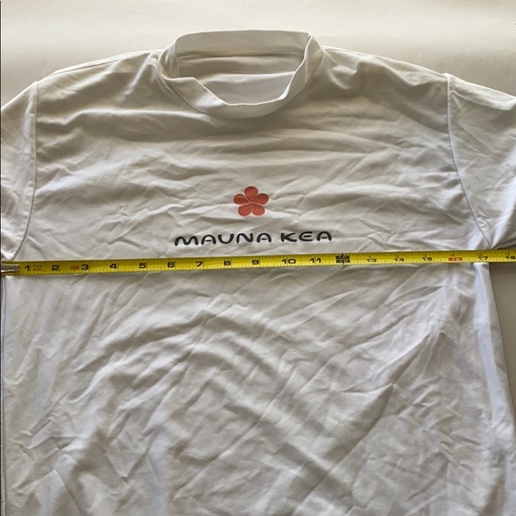 🌸 Mauna Kea Rash Guard 🌸 - Picture 5 of 8